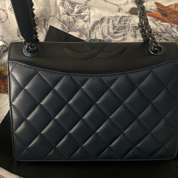 Chanel Blue Quilted Lambskin Medium Ballerine Flap Bag🔥💙 - Picture 3 of 16